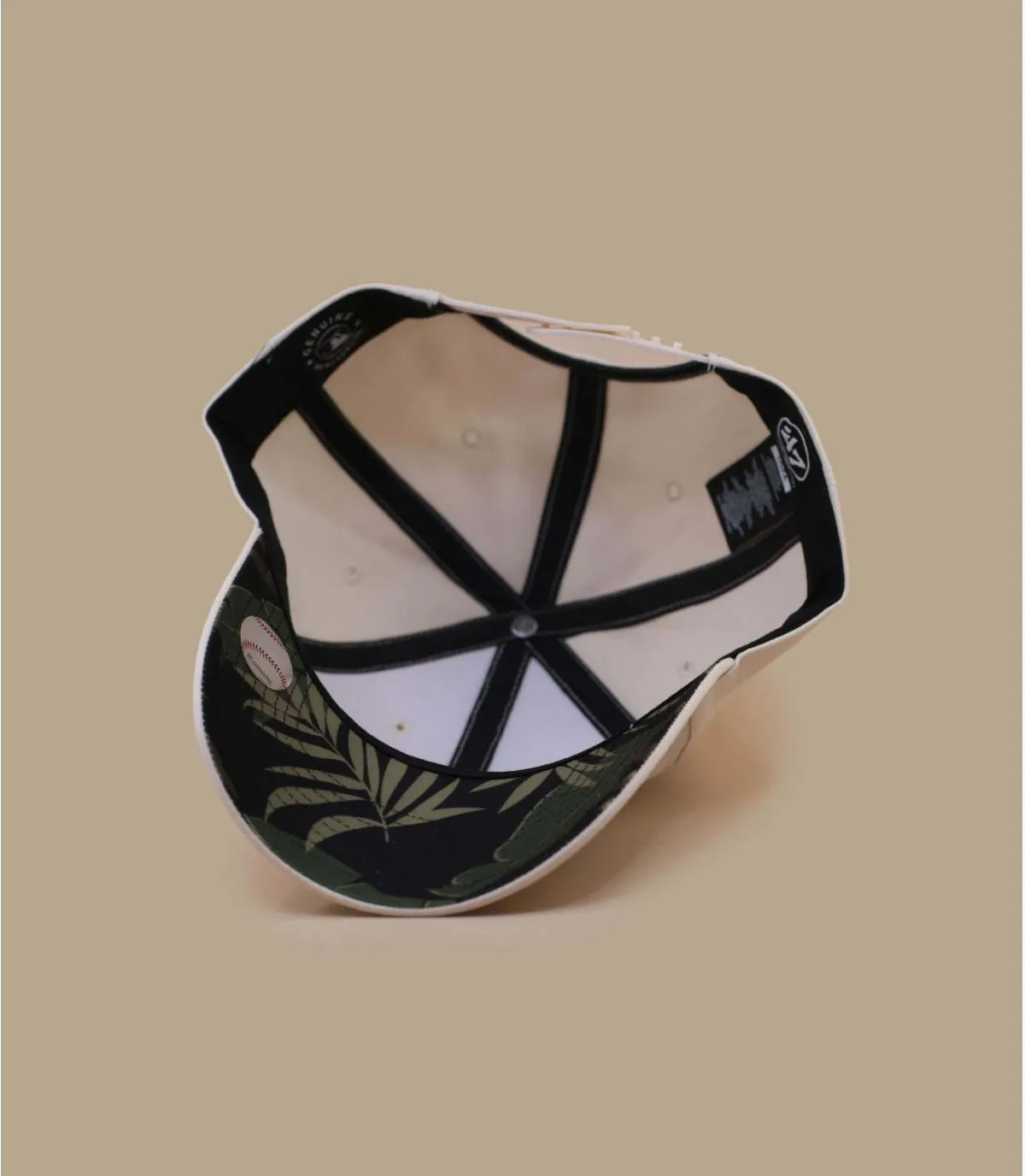 Casquette baseball beige sous visière feuilles tropicales - Casquette MLB NY Tropic Pop Under natural 47 Brand : Headict