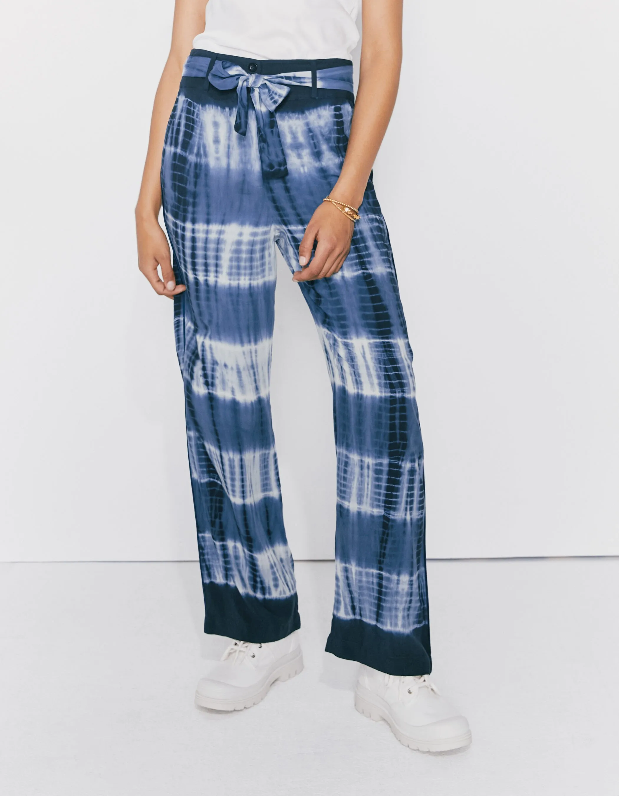 Pantalon en viscose finition tie & dye bleu et blanc femme