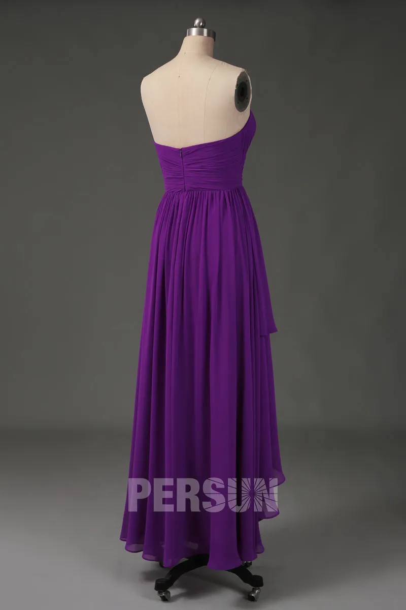 Robe violette courte devant longue derrière décolleté en coeur